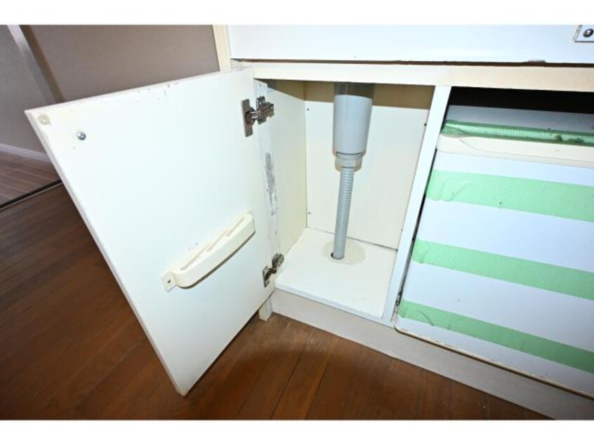  奈良線/奈良駅 バス9分北神殿下車:停歩6分 1階 築27年