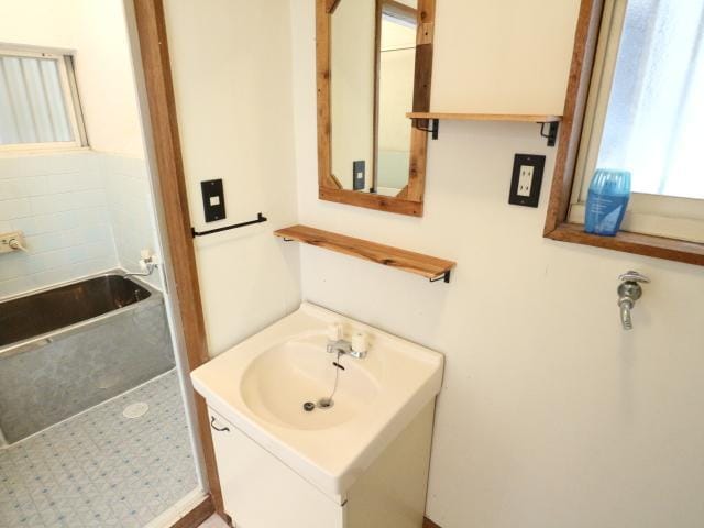  桜井線<万葉まほろば線>/京終駅 徒歩17分 1-2階 築36年