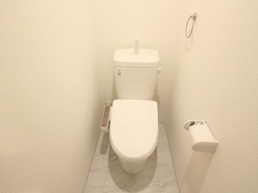  近鉄難波線・奈良線/近鉄奈良駅 徒歩20分 2階 1年未満