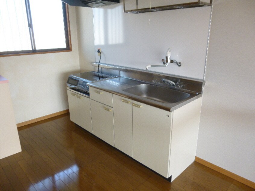  サニーコート仲町