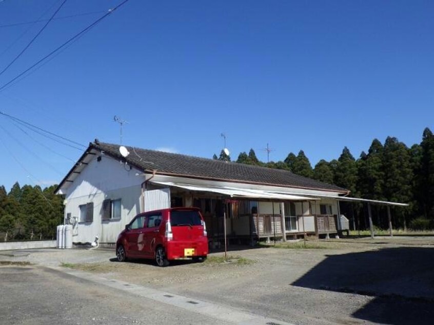  吉都線<えびの高原線>/高原駅 徒歩10分 1階 築41年