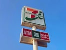 セブンイレブン小林上堤店(コンビニ)まで981m ハッピーメゾンⅦ