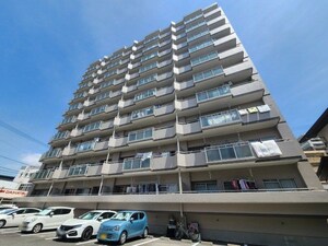 第三北浜田マンション703号