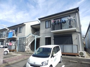 ビレッジ石塚 A棟