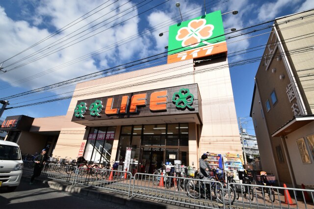 ライフ豊津店(スーパー)まで868m※ライフ豊津店 ソサエティ山手