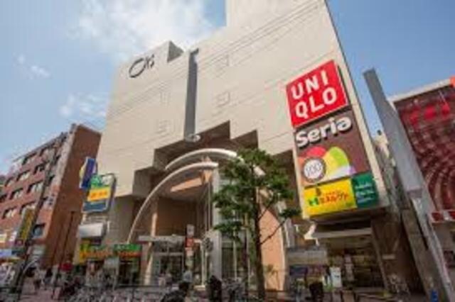 ユニクロ江坂オッツ店(ショッピングセンター/アウトレットモール)まで601m※ユニクロ江坂オッツ店 大阪メトロ御堂筋線/江坂駅 徒歩9分 7階 築25年