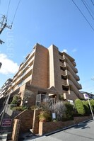 シャトレ千里の外観