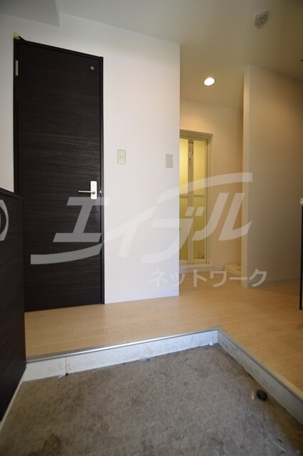  ラ・ヴィ江坂イースト