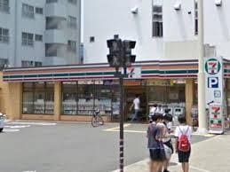 セブンイレブン吹田南金田１丁目店(コンビニ)まで292m※セブンイレブン吹田南金田１丁目店 ラ・ヴィ江坂イースト