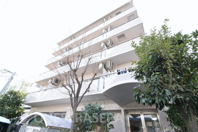  大阪メトロ御堂筋線/江坂駅 徒歩16分 5階 築27年