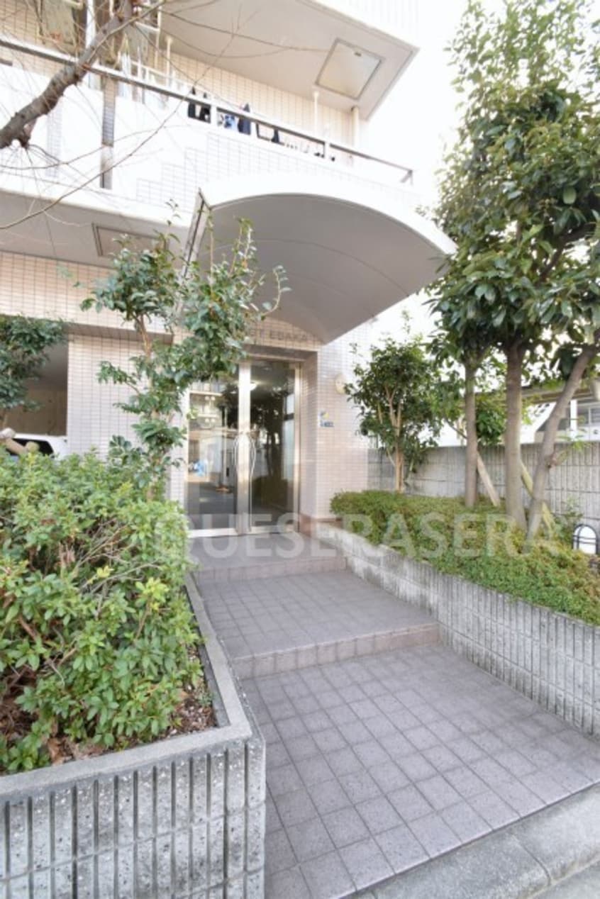  大阪メトロ御堂筋線/江坂駅 徒歩16分 5階 築27年