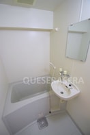  大阪メトロ御堂筋線/江坂駅 徒歩16分 3階 築27年