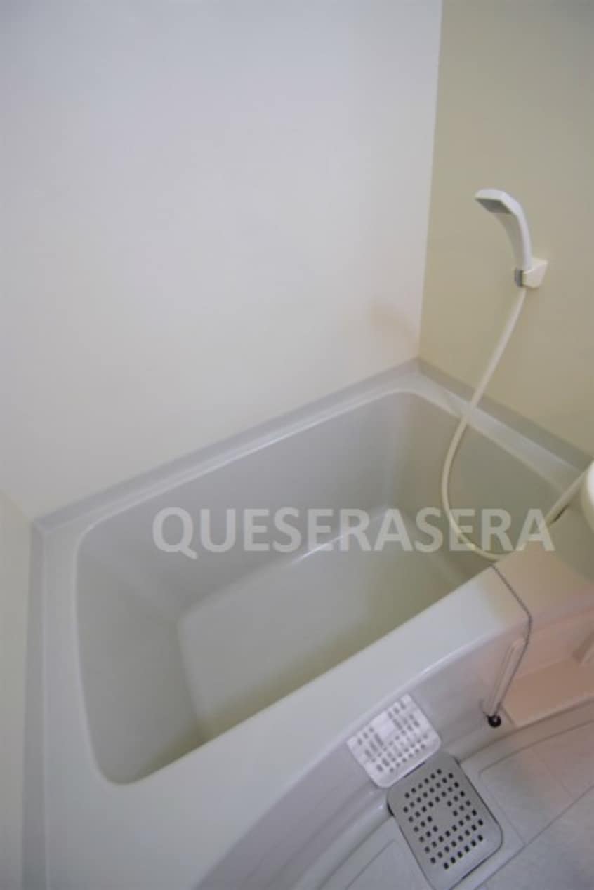  大阪メトロ御堂筋線/江坂駅 徒歩16分 3階 築27年