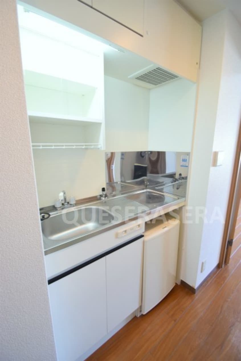  大阪メトロ御堂筋線/江坂駅 徒歩16分 3階 築27年