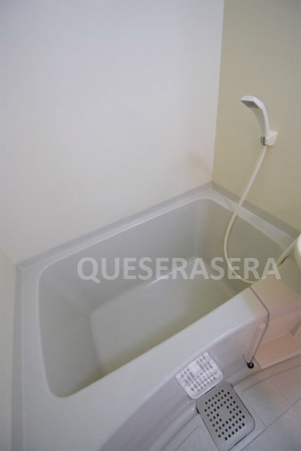  大阪メトロ御堂筋線/江坂駅 徒歩16分 5階 築27年