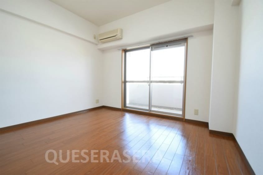  大阪メトロ御堂筋線/江坂駅 徒歩16分 3階 築27年