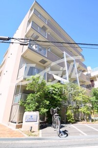 ファミーユ千里山西