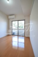  ファミーユ千里山西