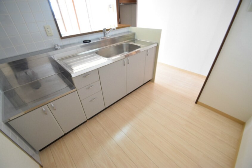  阪急千里線/南千里駅 徒歩19分 4階 築25年