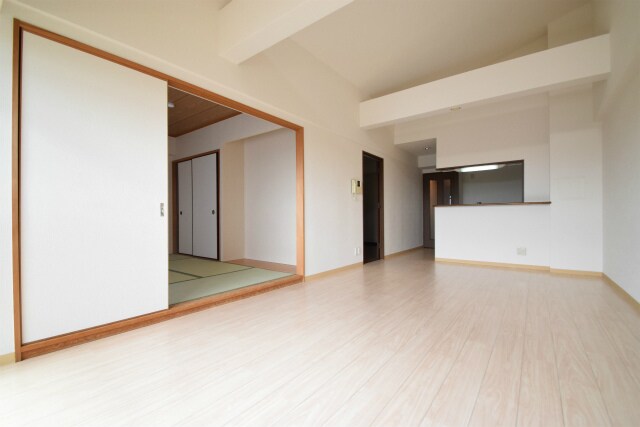  阪急千里線/南千里駅 徒歩19分 4階 築25年