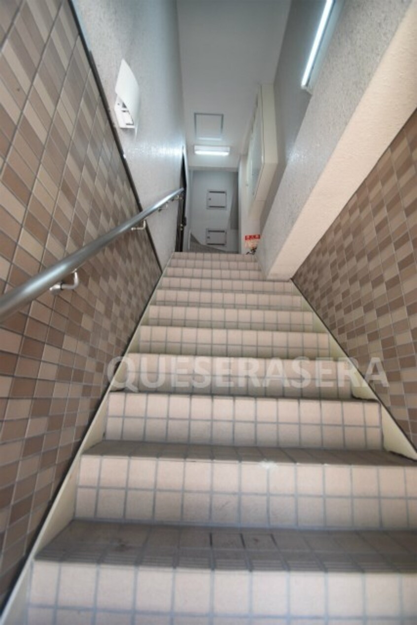 阪急千里線/千里山駅 徒歩1分 3階 築26年