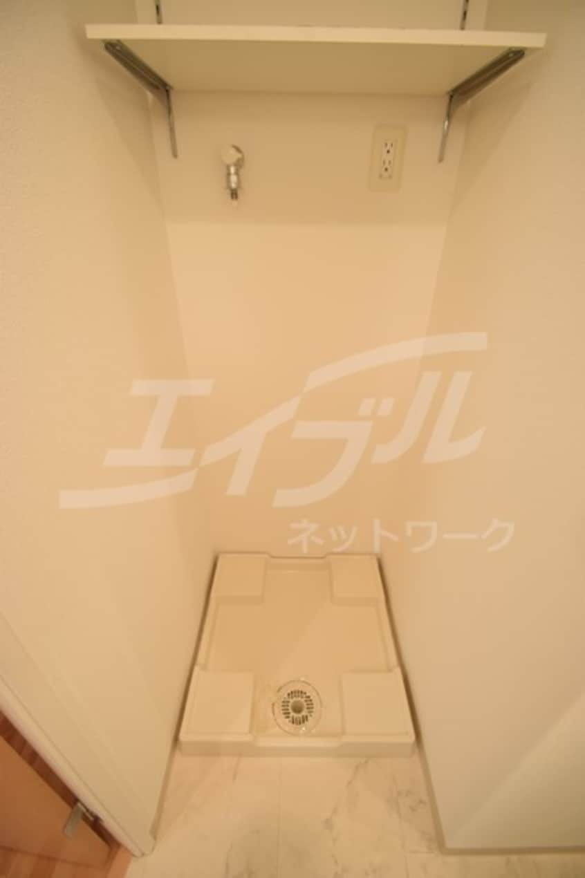  SERENiTE江坂四番館