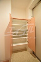  SERENiTE江坂四番館