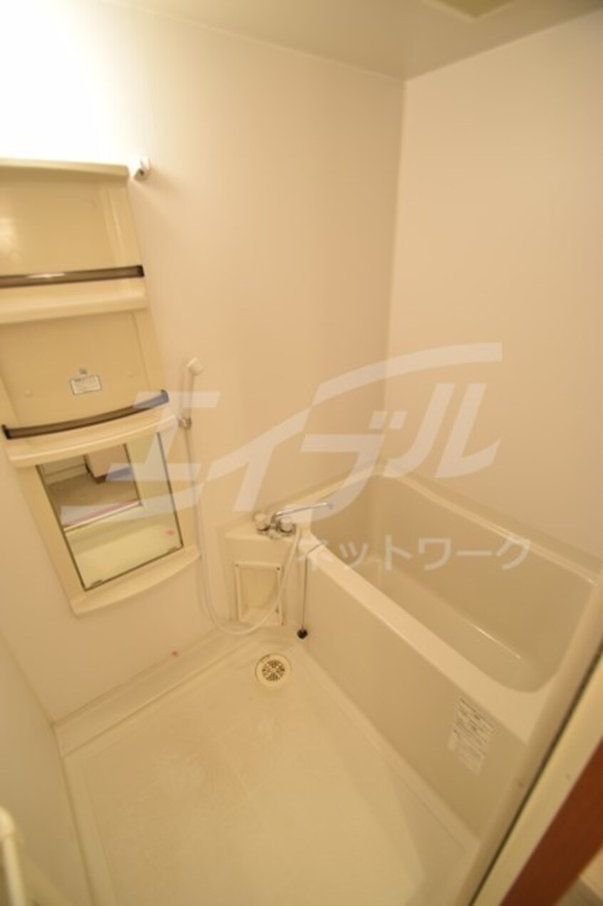  ラトゥール江坂