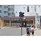 セブンイレブン吹田泉町２丁目店(コンビニ)まで732m※セブンイレブン吹田泉町２丁目店 Ｈｅｉｍ　Ｂｒｕｎｎｅｎ