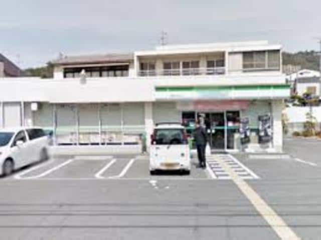 ファミリーマート箕面如意谷店(コンビニ)まで3003m※ファミリーマート箕面如意谷店 メイマオ（A棟）・ジェゴォ（B棟）