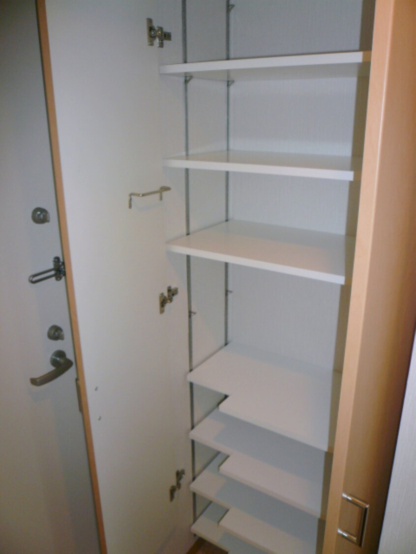  サンレムート江坂・1st