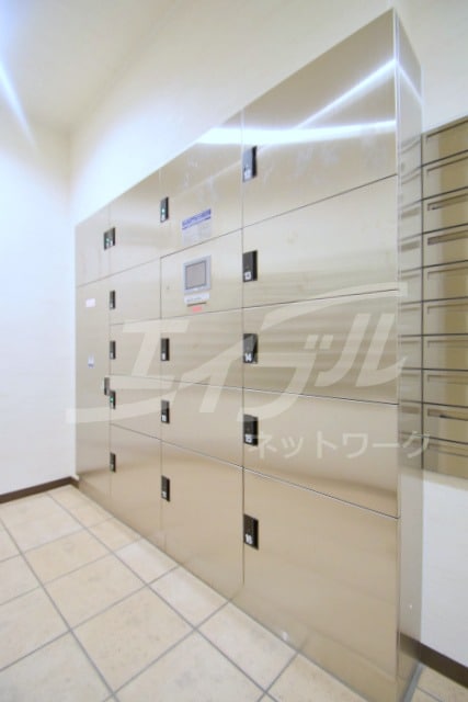  阪急千里線/北千里駅 徒歩13分 3階 築8年