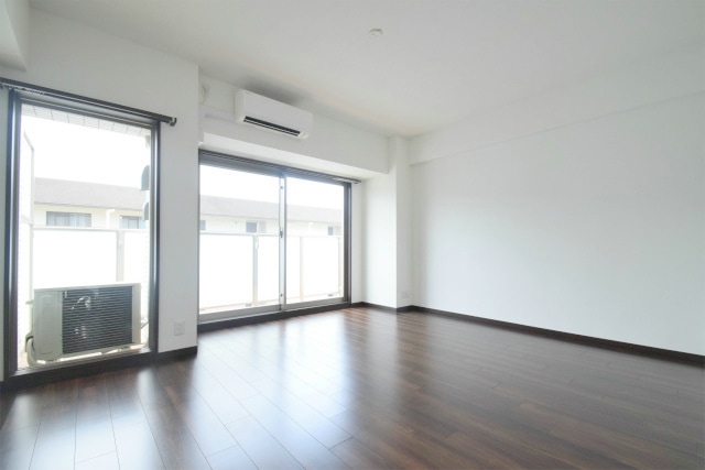  阪急千里線/北千里駅 徒歩13分 3階 築8年