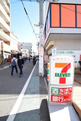 セブンイレブン吹田関大前店