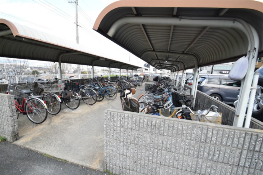  阪急千里線/千里山駅 徒歩15分 2階 築28年