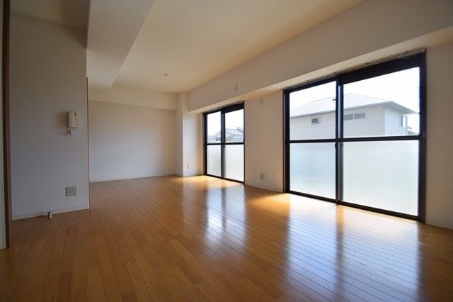  阪急千里線/千里山駅 徒歩15分 2階 築28年