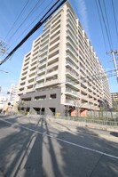 プラウド江坂の外観