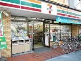 セブンイレブン江坂エスコタウン店