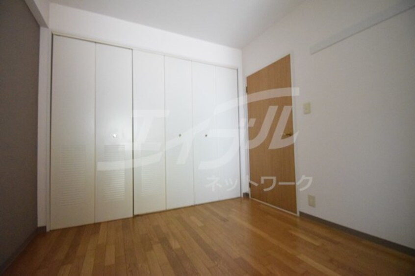  北大阪急行電鉄南北線/緑地公園駅 徒歩10分 4階 築29年