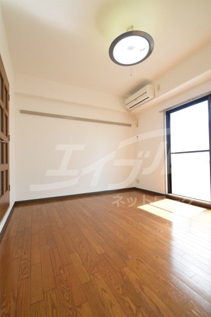  メゾンクレスト