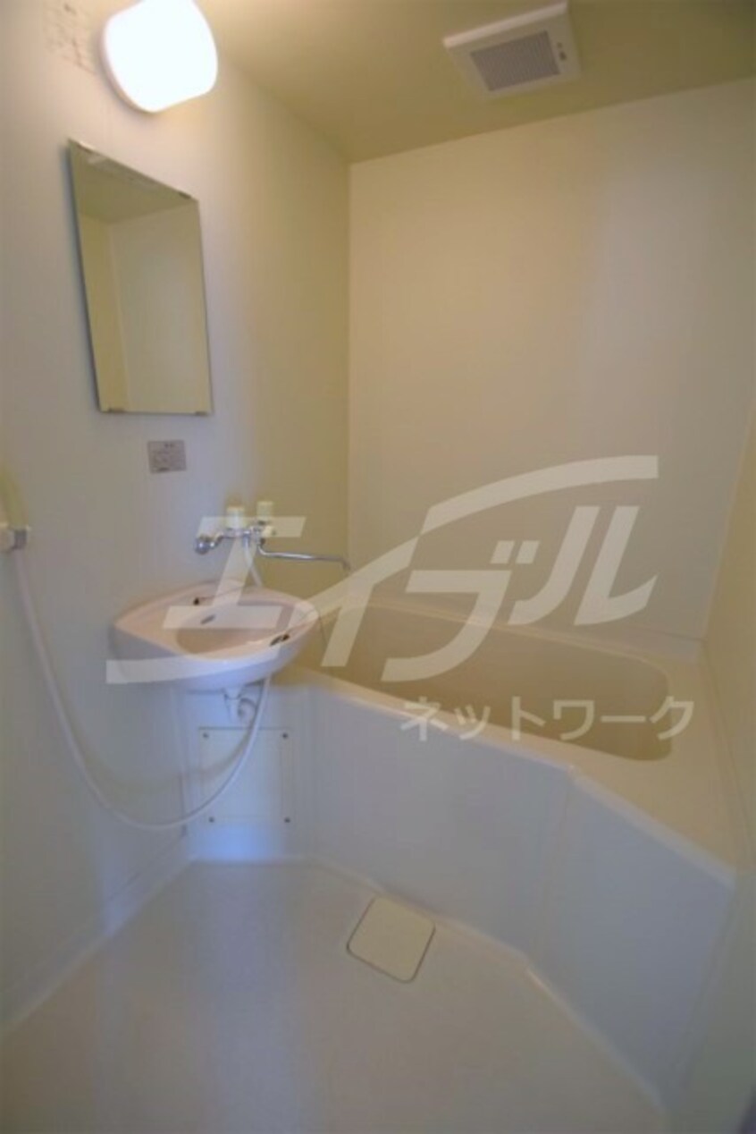  フォーシーズン関大前