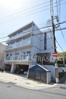 ユキ千里山西の外観