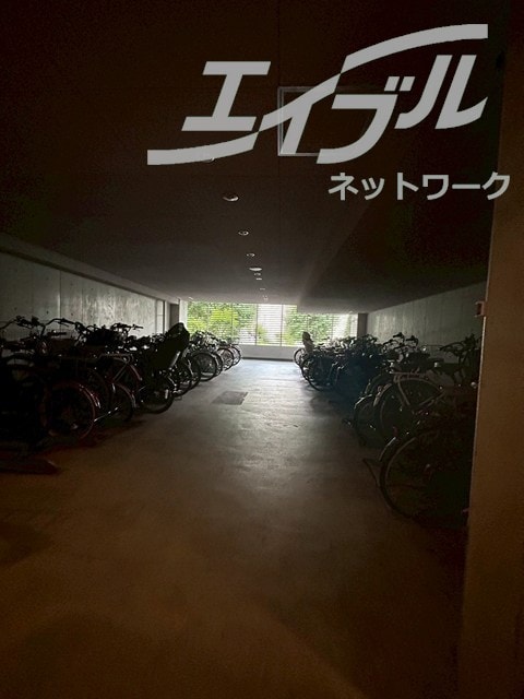  阪急千里線/南千里駅 徒歩6分 4階 築13年