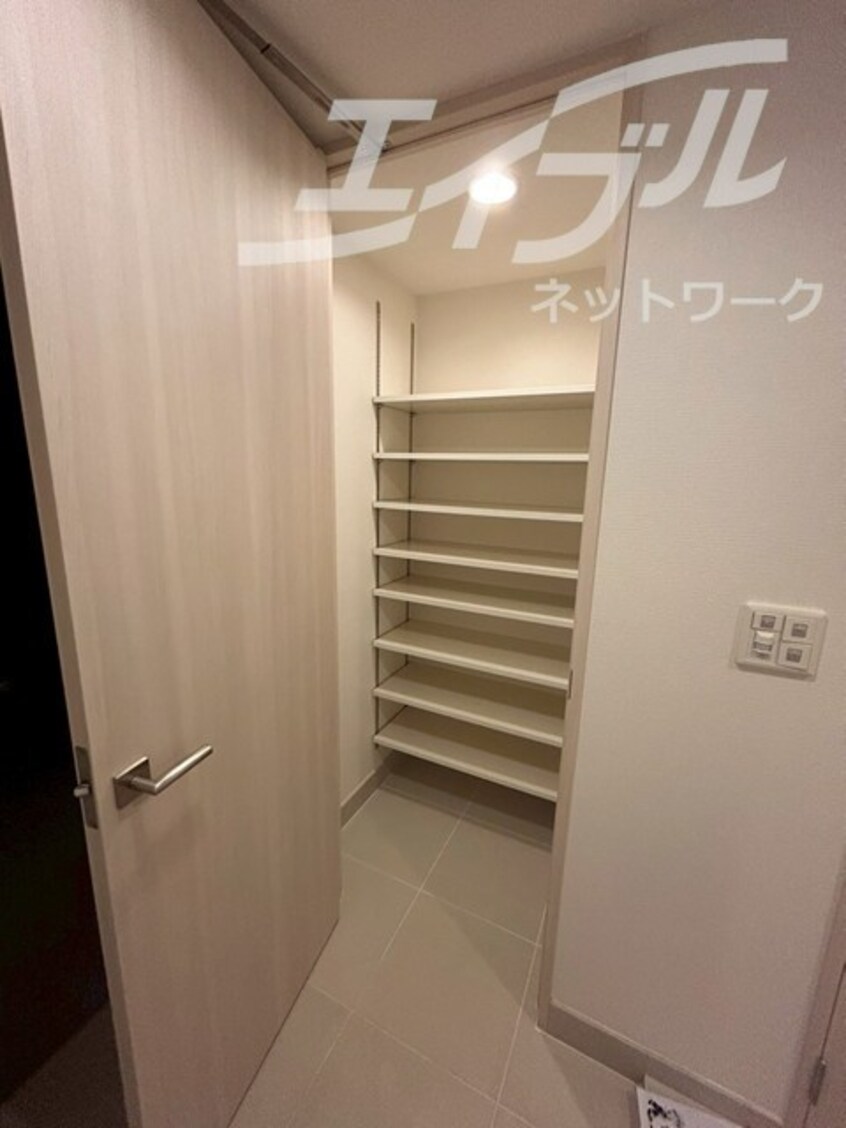  阪急千里線/南千里駅 徒歩6分 4階 築13年