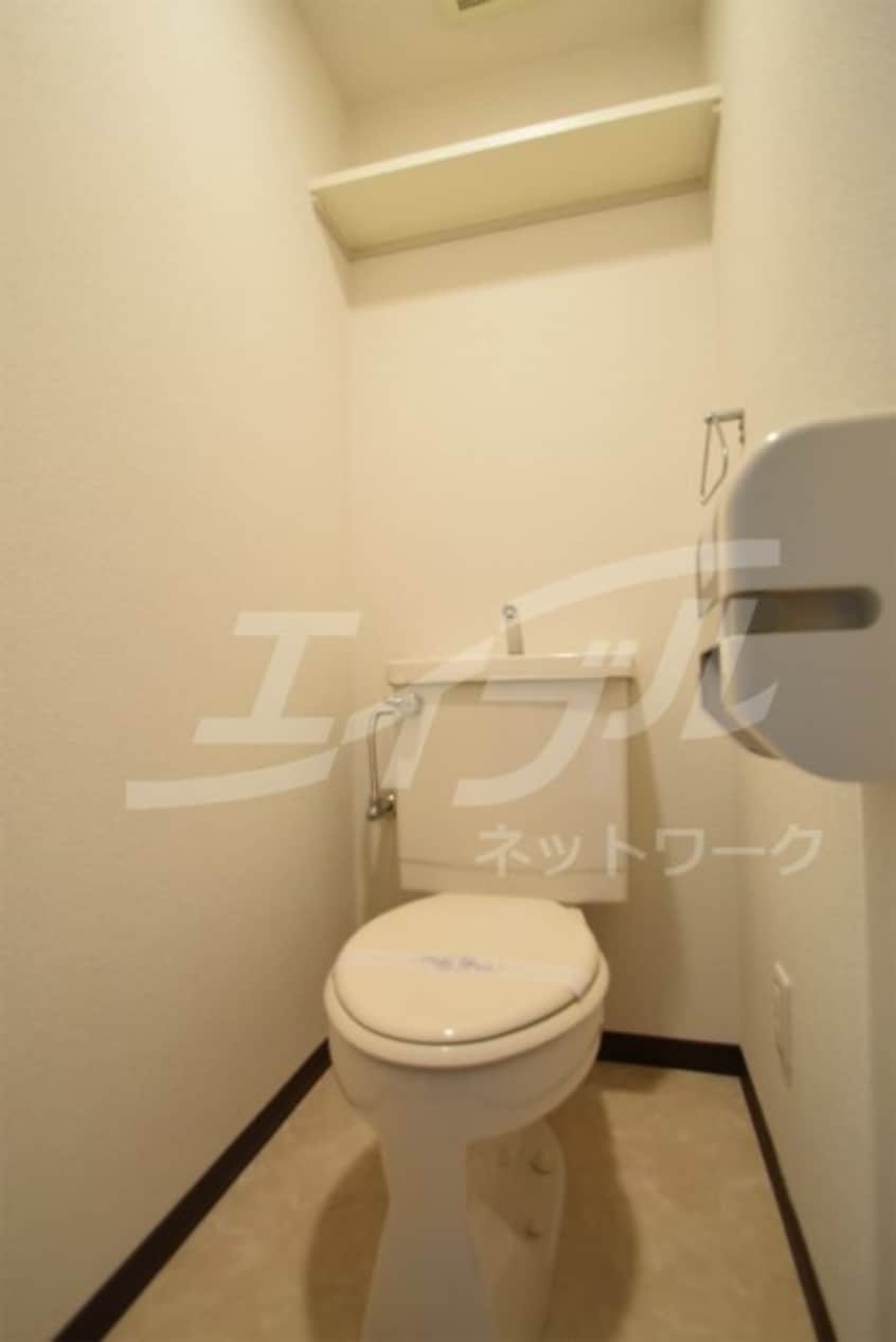  大阪メトロ御堂筋線/江坂駅 徒歩5分 2階 築30年