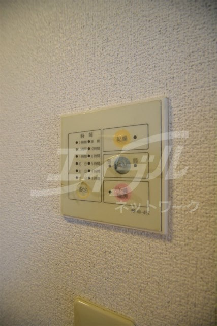  大阪メトロ御堂筋線/江坂駅 徒歩5分 2階 築30年