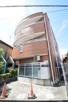 金田関根マンションの外観