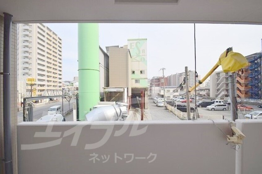  大阪メトロ御堂筋線/江坂駅 徒歩10分 3階 築5年