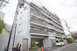 CRYSTAL SUITA TAKAHAMA