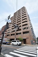 アーデン江坂の外観